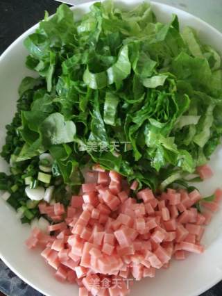 青菜火腿煎饼的做法步骤：2