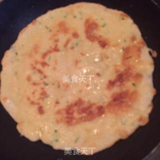 黄油葱香鸡蛋饼的做法步骤：7