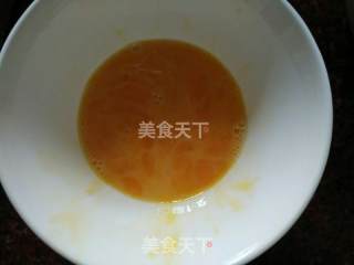 虾仁火腿蛋炒饭的做法步骤：4