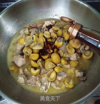 板栗烧仔鸡的做法步骤：10