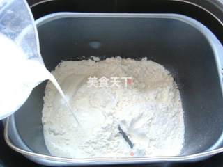 玫瑰花边披萨【10寸披萨】的做法步骤：2