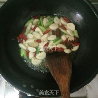 尖椒炒鸭肉的做法步骤：6