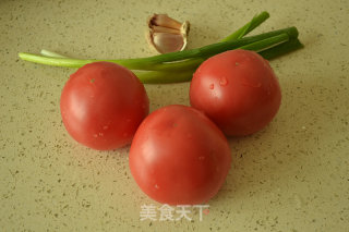 西红柿鸡蛋面的做法步骤：1