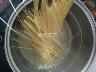 煮意面的做法步骤：1