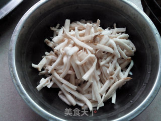 鸡丝杏鲍菇的做法步骤：5
