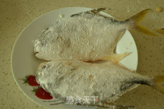 红烧鱼的做法步骤：4