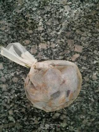 酱焖小黄花的做法步骤：1