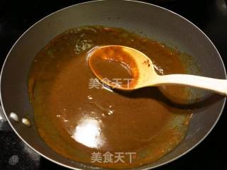 红咖喱鸡翅的做法步骤：3