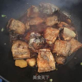糖醋带鱼的做法步骤：4