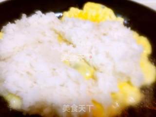 虾仁青菜蛋炒饭的做法步骤：6