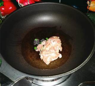 芫爆猪肉丝的做法步骤：5