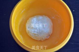 黑芝麻炼奶吐司的做法步骤：1