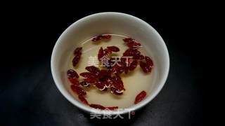 苹果酒酿鸡蛋羹养颜丰胸必备哦的做法步骤：5