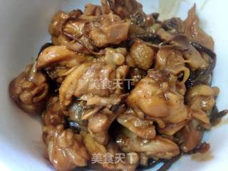 茶树菇焖鸡的做法步骤：6