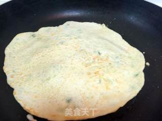 虾皮鸡蛋饼的做法步骤：6