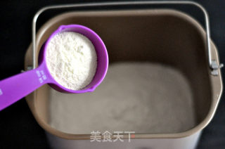 养乐多火龙果吐司的做法步骤：3