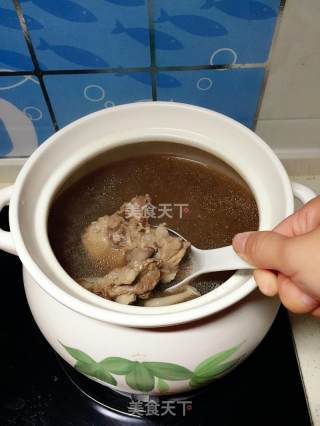 菌菇排骨汤的做法步骤：5