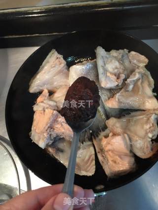 韩式三文鱼炖豆腐的做法步骤：4