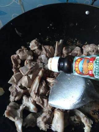 酸菜鸭煲的做法步骤：5