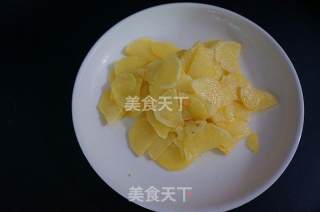 五花肉酱炒土豆片的做法步骤：9