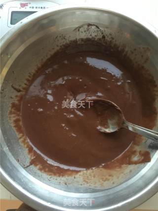 巧克力椰蓉蔓越莓月饼的做法步骤：1