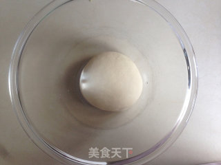 Hello kitty 豆沙包的做法步骤：5