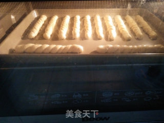 蜂蜜小麻花的做法步骤：11