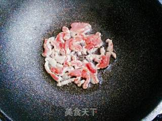 绿豆芽炒肉的做法步骤：5