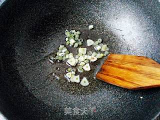绿豆芽炒肉的做法步骤：7