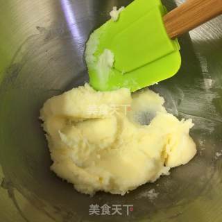 蔓越莓麦芬的做法步骤：2