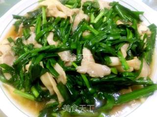 韭菜炒平菇的做法步骤：5
