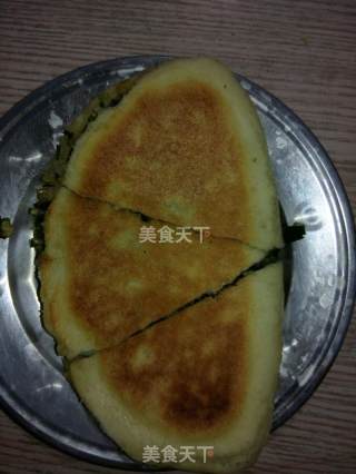 韭菜鸡蛋饼的做法步骤：4