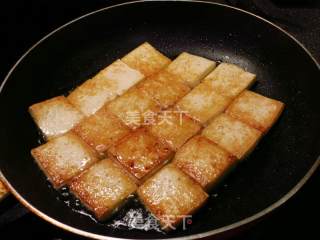红咖喱豆腐的做法步骤：1