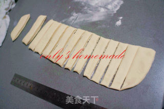 忘记放肥皂粉的油条的做法步骤：7