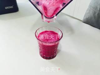 鲜榨火龙果汁的做法步骤：4