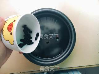 黑豆瘦肉粥的做法步骤：3