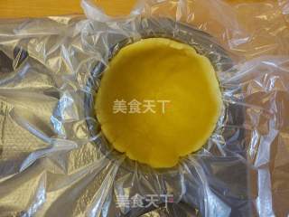 章鱼桑葚派的做法步骤：9