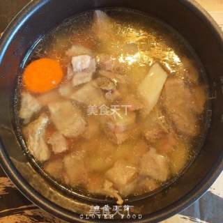 【四叶小馆】鲜烩排骨的做法步骤：4