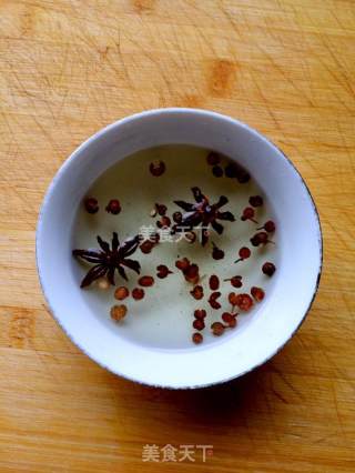 泡菜炒粉条的做法步骤：2