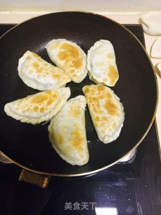 油煎菜盒的做法步骤：5