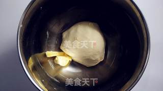 萌萌哒小兔子椰蓉馅面包的做法步骤：3