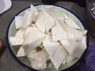 拔丝白薯的做法步骤：1