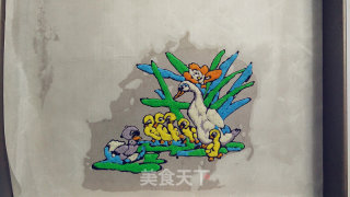 丑小鸭玫瑰山药泥彩绘蛋糕卷的做法步骤：12