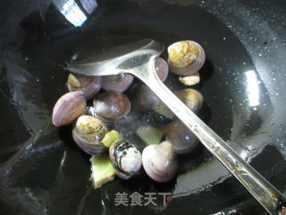 圆蛤煮螃蟹的做法步骤：4