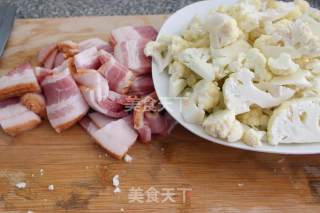 培根花菜的做法步骤：1