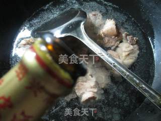 小鸡炖蘑菇的做法步骤：4