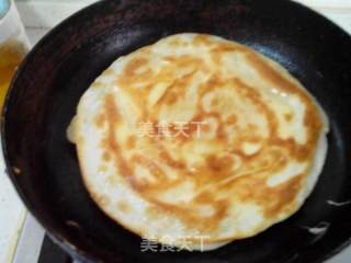 河南小吃:鸡蛋灌饼的做法步骤：6