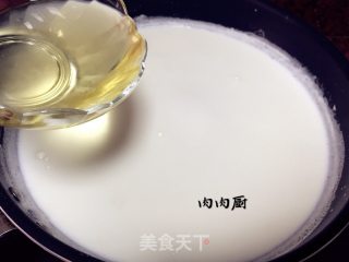 教你如何在家里自制健康奶酪#肉肉厨的做法步骤：4