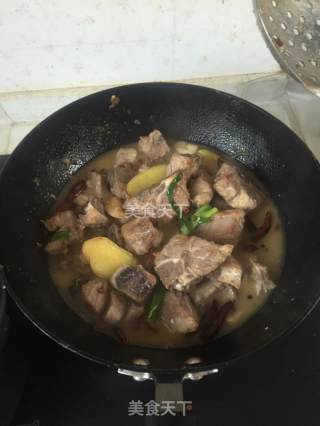香酥排骨的做法步骤：4
