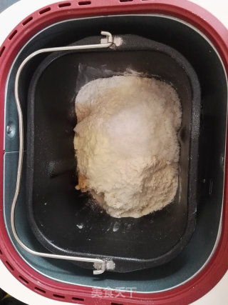 蜜瓜包的做法步骤：4